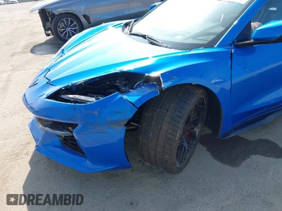 ✅ 2025 Chevrolet Corvette 1LZ • VIN: 1G1YD2D30S5603889 • Лот: 42955674. Опубликован ранее на IAAI с пробегом 1 411 миль. Бесплатный доступ к архиву аукционных продаж из США и подробный отчёт об истории автомобиля на DreamBid. Изображение 17.