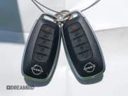 ✅ 2024 Nissan Pathfinder Platinum • VIN: 5N1DR3DH2RC266135 • Lot: 42987573. Wystawiony na IAAI z przebiegiem 15 138 mil. Bezpłatny archiwum sprzedaży aukcyjnych z USA i szczegółowy raport historii pojazdu na DreamBid. Zdjęcie 11.