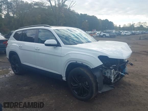 ✅ 2022 Volkswagen Atlas SE • VIN: 1V2KR2CA6NC565484 • Lot: 43499076. Listed on IAAI with 33,353 mi. Free auction sales archive from the USA and detailed vehicle history report at DreamBid. Image 13.