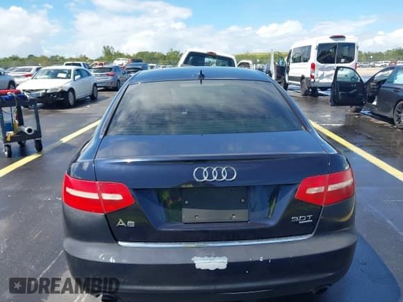 ✅ 2010 Audi A6 Premium Plus • VIN: WAUFGAFB5AN014076 • Lot: 43331429. Listed on IAAI with 117,145 mi. Free auction sales archive from the USA and detailed vehicle history report at DreamBid. Image 16.