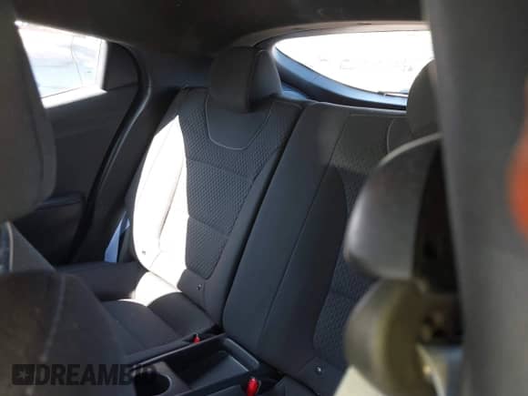 2020 Hyundai Veloster z VIN KMHT36AH8LU003913, wystawiony jako IAAI lot #42217722 z przebiegiem 33 996 mil mil oraz . Historia ofert i sprzedaży dostępna na DreamBid. Obrazek 8.