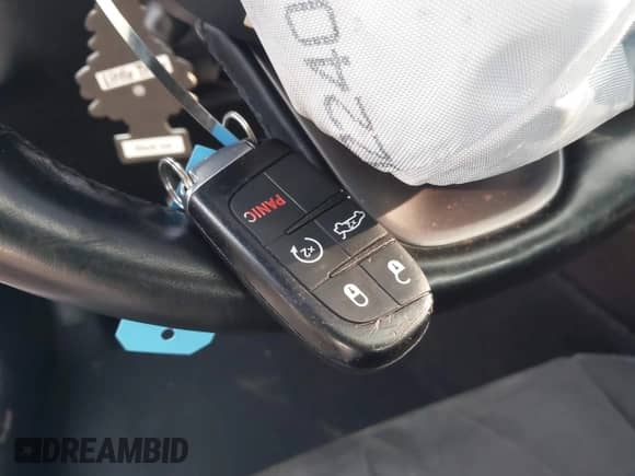 2019 Dodge Challenger R/T z VIN 2C3CDZBT8KH759253, wystawiony jako IAAI lot #43159756 z przebiegiem 92 199 mil mil oraz . Historia ofert i sprzedaży dostępna na DreamBid. Obrazek 11.