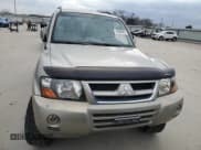 ✅ 2003 Mitsubishi Montero Limited • VIN: JA4NW51S63J019484 • Lot: 86089024. Wystawiony na Copart z przebiegiem Nie podano. Bezpłatny archiwum sprzedaży aukcyjnych z USA i szczegółowy raport historii pojazdu na DreamBid. Zdjęcie 5.