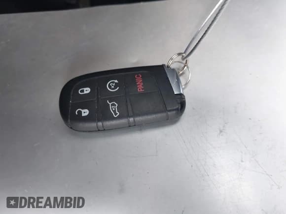 ✅ 2015 Dodge Durango SXT • VIN: 1C4RDHAG1FC809830 • Lot: 43303212. Wystawiony na IAAI z przebiegiem 137 893 mil. Bezpłatny archiwum sprzedaży aukcyjnych z USA i szczegółowy raport historii pojazdu na DreamBid. Zdjęcie 11.