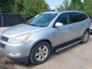 ✅ 2012 Chevrolet Traverse 1LT • VIN: 1GNKVGED8CJ139524 • Лот: 43065895. Опубликован ранее на IAAI с пробегом 202 953 миль. Бесплатный доступ к архиву аукционных продаж из США и подробный отчёт об истории автомобиля на DreamBid. Изображение 2.