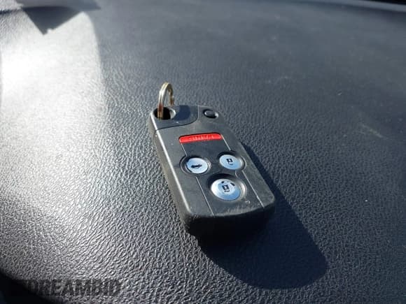 ✅ 2010 Acura RL Technology • VIN: JH4KB2F6XAC002735 • Lot: 41801164. Wystawiony na IAAI z przebiegiem 125 757 mil. Bezpłatny archiwum sprzedaży aukcyjnych z USA i szczegółowy raport historii pojazdu na DreamBid. Zdjęcie 11.