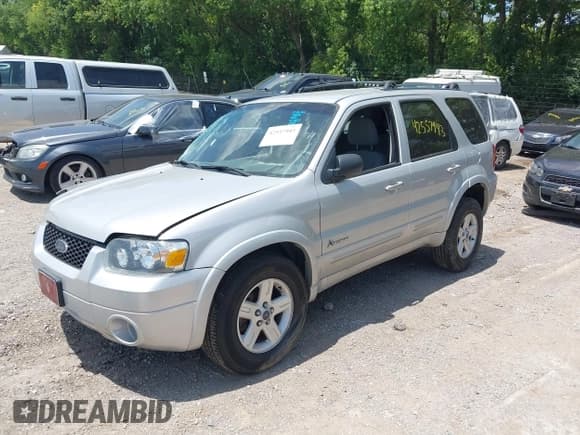✅ 2006 Ford Escape Hybrid • VIN: 1FMCU96H26KA58171 • Lot: 42557943. Listed on IAAI with 191,976 mi. Free auction sales archive from the USA and detailed vehicle history report at DreamBid. Image 2.