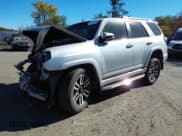 ✅ 2016 Toyota 4Runner Limited • VIN: JTEBU5JR5G5284807 • Lot: 43479696. Wystawiony na IAAI z przebiegiem 70 795 mil. Bezpłatny archiwum sprzedaży aukcyjnych z USA i szczegółowy raport historii pojazdu na DreamBid. Zdjęcie 2.