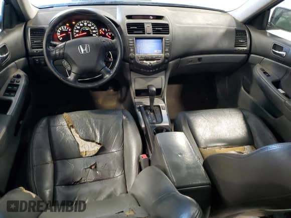 2007 Honda Accord with VIN JHMCN36577C000393, listed as a Copart auction lot 84765144 with 175,810 mi miles and Salvage title. Bid and sale history available at DreamBid. Image 8.