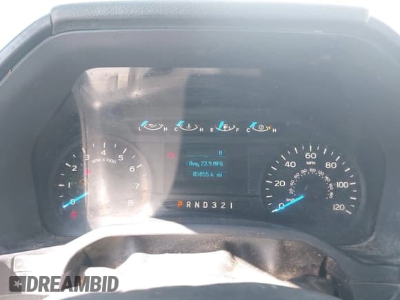 ✅ 2016 Ford F-150 XL • VIN: 1FTMF1C83GKD19186 • Lot: 42698145. Wystawiony na IAAI z przebiegiem 85 855 mil. Bezpłatny archiwum sprzedaży aukcyjnych z USA i szczegółowy raport historii pojazdu na DreamBid. Zdjęcie 7.