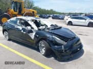 ✅ 2020 Tesla Model 3 Long Range • VIN: 5YJ3E1EB1LF790865 • Lot: 29341588. Wystawiony na IAAI z przebiegiem 2 082 mil. Bezpłatny archiwum sprzedaży aukcyjnych z USA i szczegółowy raport historii pojazdu na DreamBid. Zdjęcie 1.