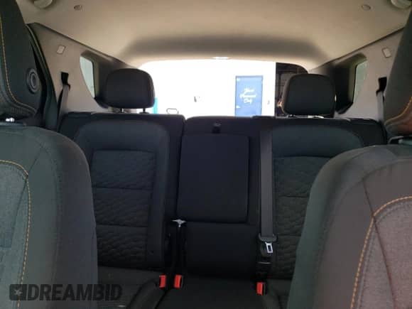 ✅ 2018 Chevrolet Equinox LT • VIN: 2GNAXSEV6J6158858 • Lot: 86541075. Wystawiony na Copart z przebiegiem 84 314 mil. Bezpłatny archiwum sprzedaży aukcyjnych z USA i szczegółowy raport historii pojazdu na DreamBid. Zdjęcie 10.