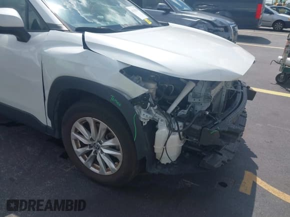 ✅ 2022 Toyota Corolla Cross LE • VIN: 7MUCAABG4NV004346 • Лот: 43318201. Опубликован ранее на IAAI с пробегом 169 627 миль. Бесплатный доступ к архиву аукционных продаж из США и подробный отчёт об истории автомобиля на DreamBid. Изображение 6.