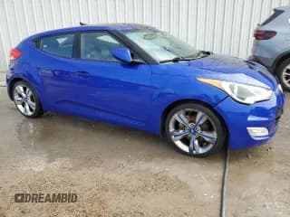 ✅ 2012 Hyundai Veloster w/Red Int • VIN: KMHTC6AD2CU048049 • Lot: 85809854. Wystawiony na Copart z przebiegiem 122 914 mil. Bezpłatny archiwum sprzedaży aukcyjnych z USA i szczegółowy raport historii pojazdu na DreamBid. Zdjęcie 4.