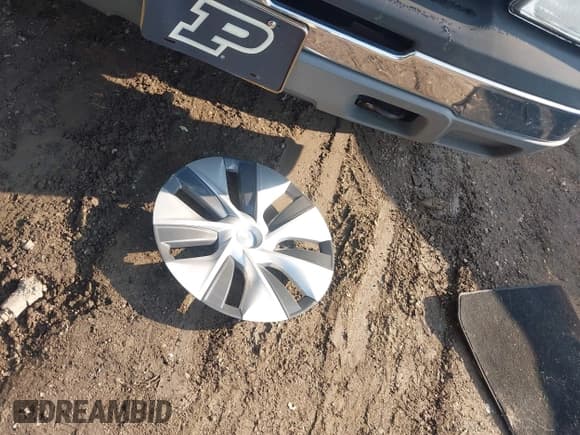 ✅ 2021 Tesla Model Y Standard Range • VIN: 5YJYGDED0MF163305 • Lot: 42893083. Listed on IAAI with 40,688 mi. Free auction sales archive from the USA and detailed vehicle history report at DreamBid. Image 12.