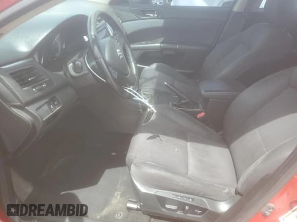 ✅ 2012 Suzuki Kizashi SE • VIN: JS2RF9A32C6100675 • Лот: 66632545. Опубликован ранее на Copart с пробегом 166 124 миль. Бесплатный доступ к архиву аукционных продаж из США и подробный отчёт об истории автомобиля на DreamBid. Изображение 7.