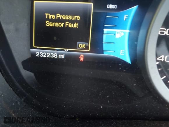 ✅ 2011 Ford Explorer Limited • VIN: 1FMHK8F8XBGA55912 • Lot: 42123323. Wystawiony na IAAI z przebiegiem 232 238 mil. Bezpłatny archiwum sprzedaży aukcyjnych z USA i szczegółowy raport historii pojazdu na DreamBid. Zdjęcie 15.