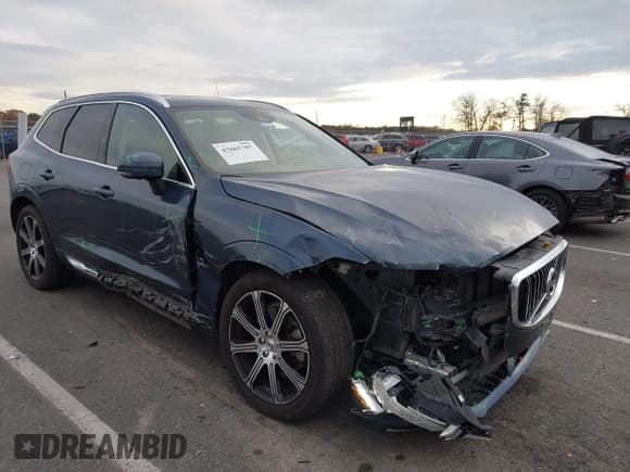 ✅ 2018 Volvo XC60 Inscription • VIN: YV4A22RL9J1042389 • Lot: 43665707. Listed on IAAI with 75,177 mi. Free auction sales archive from the USA and detailed vehicle history report at DreamBid. Image 6.