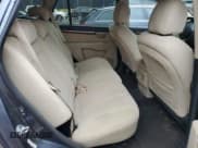 ✅ 2008 Hyundai Santa Fe GLS • VIN: 5NMSG73D58H184942 • Lot: 73582994. Listed on Copart with 153,856 mi. Free auction sales archive from the USA and detailed vehicle history report at DreamBid. Image 11.