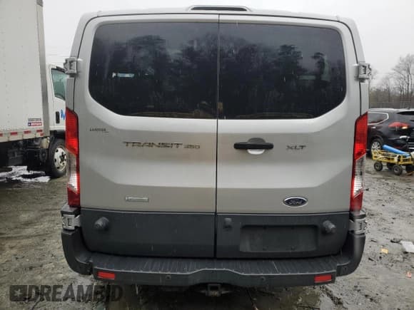 ✅ 2016 Ford Transit XL • VIN: 1FBZX2ZG8GKB05385 • Лот: 44406105. Опубликован ранее на Copart с пробегом Не указан. Бесплатный доступ к архиву аукционных продаж из США и подробный отчёт об истории автомобиля на DreamBid. Изображение 6.