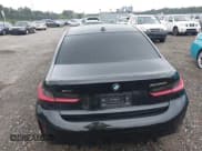 ✅ 2025 BMW 3 Series M340i xDrive • VIN: 3MW69FT04S8F34090 • Лот: 42792508. Опубликован ранее на IAAI с пробегом 50 020 миль. Бесплатный доступ к архиву аукционных продаж из США и подробный отчёт об истории автомобиля на DreamBid. Изображение 16.