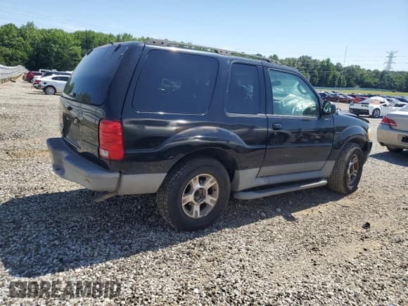 ✅ 2003 Ford Explorer Sport XLS • VIN: 1FMZU70E83UB65738 • Lot: 57590715. Listed on Copart with 176,678 mi. Free auction sales archive from the USA and detailed vehicle history report at DreamBid. Image 3.