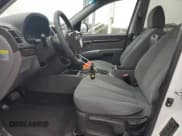 ✅ 2010 Hyundai Santa Fe GLS • VIN: 5NMSG3AB5AH405083 • Лот: 89907595. Опубликован ранее на Copart с пробегом 118 262 миль. Бесплатный доступ к архиву аукционных продаж из США и подробный отчёт об истории автомобиля на DreamBid. Изображение 7.