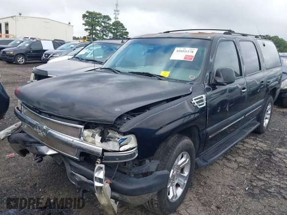 ✅ 2001 Chevrolet Suburban LS • VIN: 1GNEC16T21J217198 • Лот: 41779416. Опубликован ранее на IAAI с пробегом 306 172 миль. Бесплатный доступ к архиву аукционных продаж из США и подробный отчёт об истории автомобиля на DreamBid. Изображение 2.