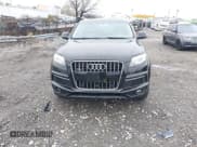 ✅ 2015 Audi Q7 S line Prestige • VIN: WA1DGAFE4FD005686 • Lot: 43705217. Wystawiony na IAAI z przebiegiem 114 020 mil. Bezpłatny archiwum sprzedaży aukcyjnych z USA i szczegółowy raport historii pojazdu na DreamBid. Zdjęcie 6.