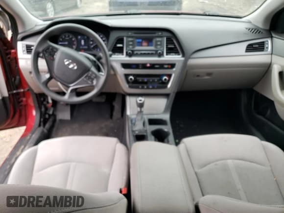 ✅ 2015 Hyundai Sonata SE • VIN: 5NPE24AFXFH142734 • Lot: 42887543. Listed on Copart with 124,144 mi. Free auction sales archive from the USA and detailed vehicle history report at DreamBid. Image 8.