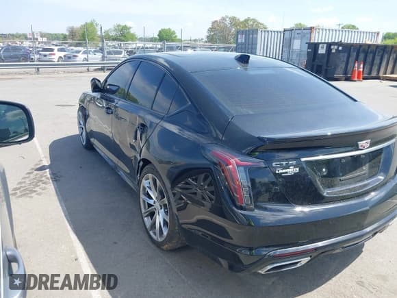 ✅ 2021 Cadillac CT5 Sport • VIN: 1G6DP5RK7M0147794 • Lot: 41951168. Wystawiony na IAAI z przebiegiem 72 846 mil. Bezpłatny archiwum sprzedaży aukcyjnych z USA i szczegółowy raport historii pojazdu na DreamBid. Zdjęcie 3.