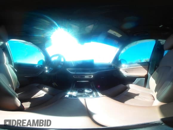 ✅ 2025 BMW X5 xDrive50e • VIN: 5UX43EU06S9Y71451 • Lot: 43500886. Listed on IAAI with Not provided. Free auction sales archive from the USA and detailed vehicle history report at DreamBid. Image 18.