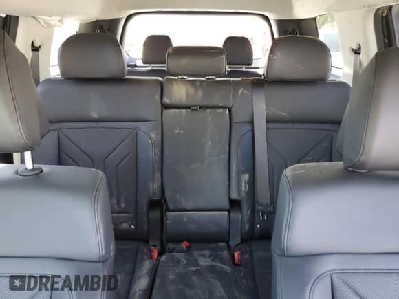 ✅ 2025 Hyundai Santa Fe SEL • VIN: 5NMP2DGL8SH100754 • Lot: 87017855. Wystawiony na Copart z przebiegiem 5 176 mil. Bezpłatny archiwum sprzedaży aukcyjnych z USA i szczegółowy raport historii pojazdu na DreamBid. Zdjęcie 10.