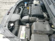 ✅ 2008 Kia Rondo LX • VIN: KNAFG525087171732 • Лот: 43343019. Опубликован ранее на IAAI с пробегом 308 720 миль. Бесплатный доступ к архиву аукционных продаж из США и подробный отчёт об истории автомобиля на DreamBid. Изображение 19.