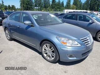 2009 Hyundai Genesis z VIN KMHGC46F49U032234, wystawiony jako IAAI lot #42634440 z przebiegiem 137 449 mil mil oraz . Historia ofert i sprzedaży dostępna na DreamBid. Obrazek 1.