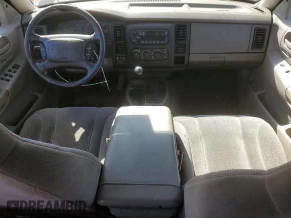 ✅ 2002 Dodge Dakota SLT • VIN: 1B7HG48N92S638583 • Lot: 76678294. Wystawiony na Copart z przebiegiem 217 768 mil. Bezpłatny archiwum sprzedaży aukcyjnych z USA i szczegółowy raport historii pojazdu na DreamBid. Zdjęcie 8.