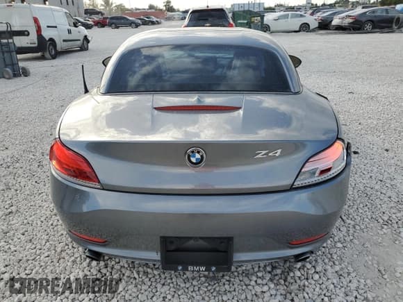 ✅ 2011 BMW Z4 sDrive35i • VIN: WBALM7C55BE382692 • Лот: 84460034. Опубликован ранее на Copart с пробегом 112 322 миль. Бесплатный доступ к архиву аукционных продаж из США и подробный отчёт об истории автомобиля на DreamBid. Изображение 6.