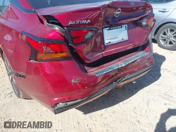 ✅ 2021 Nissan Altima SV • VIN: 1N4BL4DVXMN368469 • Lot: 43499548. Listed on IAAI with 50,575 mi. Free auction sales archive from the USA and detailed vehicle history report at DreamBid. Image 6.