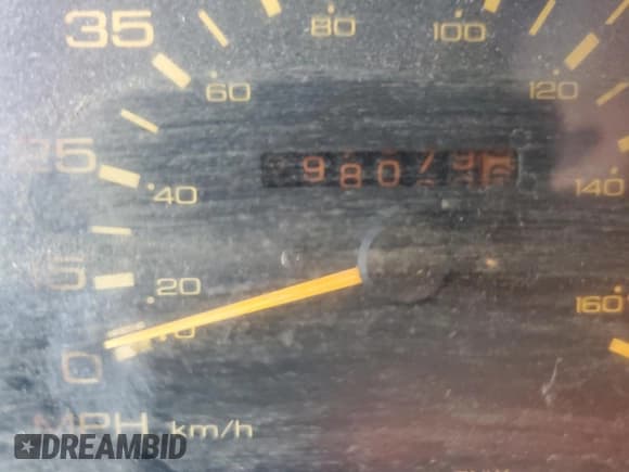 ✅ 1987 Nissan Hardbody E • VIN: JN6ND11S3HW006235 • Lot: 78528914. Wystawiony na Copart z przebiegiem 298 079 mil. Bezpłatny archiwum sprzedaży aukcyjnych z USA i szczegółowy raport historii pojazdu na DreamBid. Zdjęcie 9.