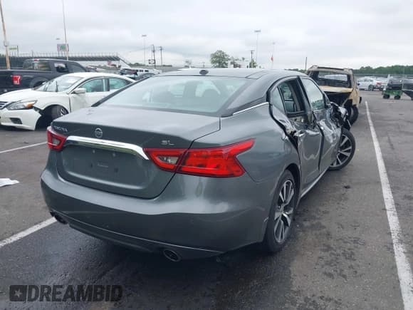✅ 2017 Nissan Maxima SV • VIN: 1N4AA6AP6HC372541 • Lot: 42366213. Listed on IAAI with 79,981 mi. Free auction sales archive from the USA and detailed vehicle history report at DreamBid. Image 4.