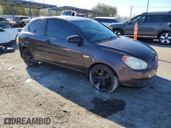 ✅ 2008 Hyundai Accent GS • VIN: KMHCM36C98U105169 • Лот: 83880484. Опубликован ранее на Copart с пробегом 148 495 миль. Бесплатный доступ к архиву аукционных продаж из США и подробный отчёт об истории автомобиля на DreamBid. Изображение 4.