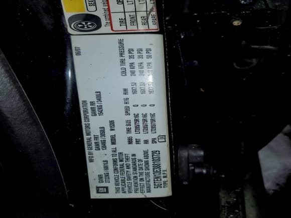 ✅ 2008 Hummer H3 Luxury • VIN: 5GTEN13E388103729 • Lot: 95534415. Wystawiony na Copart z przebiegiem Nie podano. Bezpłatny archiwum sprzedaży aukcyjnych z USA i szczegółowy raport historii pojazdu na DreamBid. Zdjęcie 13.