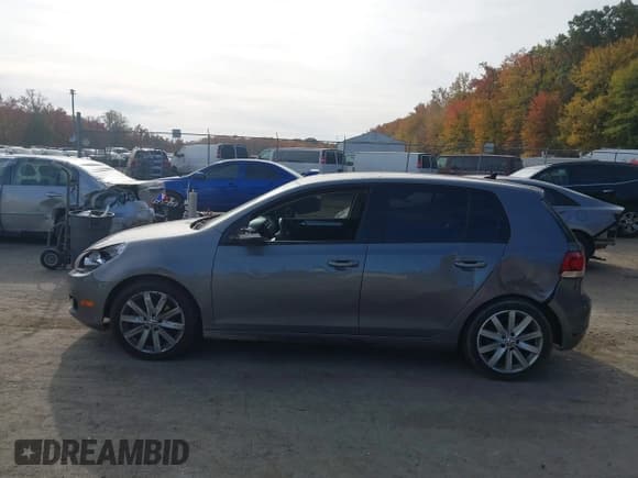 ✅ 2011 Volkswagen Golf TDI • VIN: WVWNM7AJXBW125324 • Лот: 43559784. Опубликован ранее на IAAI с пробегом 205 292 миль. Бесплатный доступ к архиву аукционных продаж из США и подробный отчёт об истории автомобиля на DreamBid. Изображение 14.