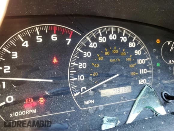 ✅ 2006 Toyota Sequoia Limited • VIN: 5TDBT48A06S277354 • Lot: 62943735. Wystawiony na Copart z przebiegiem 199 382 mil. Bezpłatny archiwum sprzedaży aukcyjnych z USA i szczegółowy raport historii pojazdu na DreamBid. Zdjęcie 9.