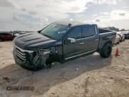 ✅ 2023 Chevrolet Silverado 1500 High Country • VIN: 2GCUDJED1P1137390 • Lot: 63263275. Wystawiony na Copart z przebiegiem 42 027 mil. Bezpłatny archiwum sprzedaży aukcyjnych z USA i szczegółowy raport historii pojazdu na DreamBid. Zdjęcie 1.