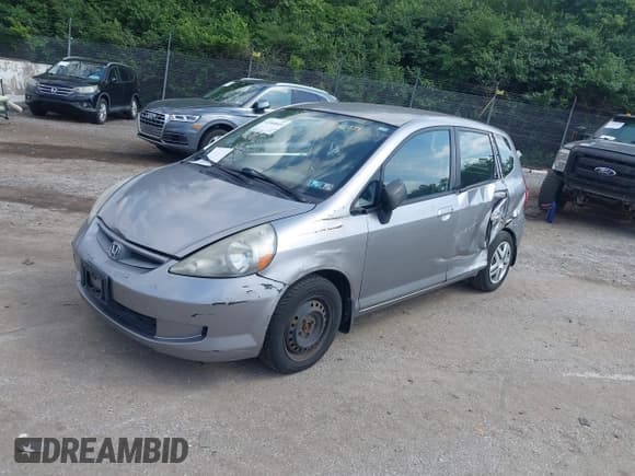 ✅ 2008 Honda Fit • VIN: JHMGD38498S040734 • Lot: 42360669. Listed on IAAI with 108,394 mi. Free auction sales archive from the USA and detailed vehicle history report at DreamBid. Image 2.
