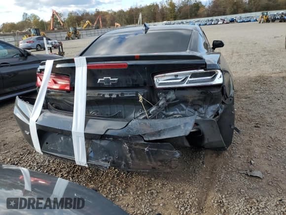 ✅ 2017 Chevrolet Camaro 2LT • VIN: 1G1FD1RX5H0166202 • Lot: 89455795. Listed on Copart with 62,621 mi. Free auction sales archive from the USA and detailed vehicle history report at DreamBid. Image 6.