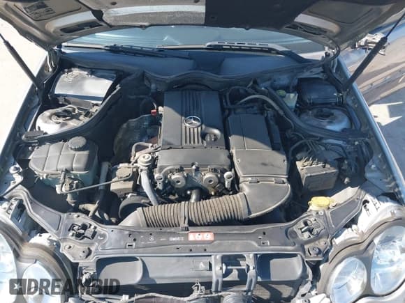 ✅ 2004 Mercedes-Benz C 230 Kompressor • VIN: WDBRF40J24A637010 • Lot: 43401043. Wystawiony na IAAI z przebiegiem 134 588 mil. Bezpłatny archiwum sprzedaży aukcyjnych z USA i szczegółowy raport historii pojazdu na DreamBid. Zdjęcie 10.