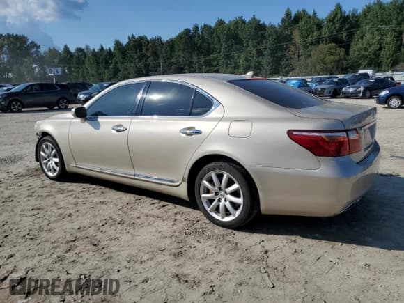 ✅ 2010 Lexus LS 460 • VIN: JTHCL5EF7A5007545 • Lot: 80861465. Wystawiony na Copart z przebiegiem 157 772 mil. Bezpłatny archiwum sprzedaży aukcyjnych z USA i szczegółowy raport historii pojazdu na DreamBid. Zdjęcie 2.