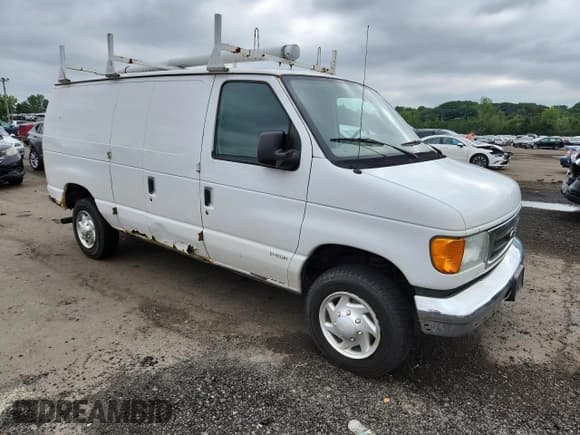 ✅ 2006 Ford Econoline Cargo • VIN: 1FTNE24L16HA86954 • Lot: 63314175. Listed on Copart with 207,701 mi. Free auction sales archive from the USA and detailed vehicle history report at DreamBid. Image 4.